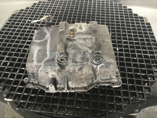 Liebherr Oil Sump - Kurbelgehäuse: das Bild 3 Liebherr Oil Sump - Kurbelgehäuse: das Bild 3