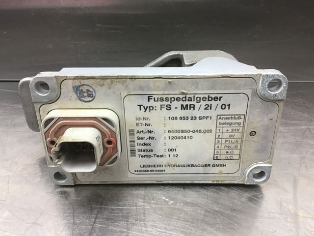 Liebherr Pedal - Pedal: das Bild 3 Liebherr Pedal - Pedal: das Bild 3