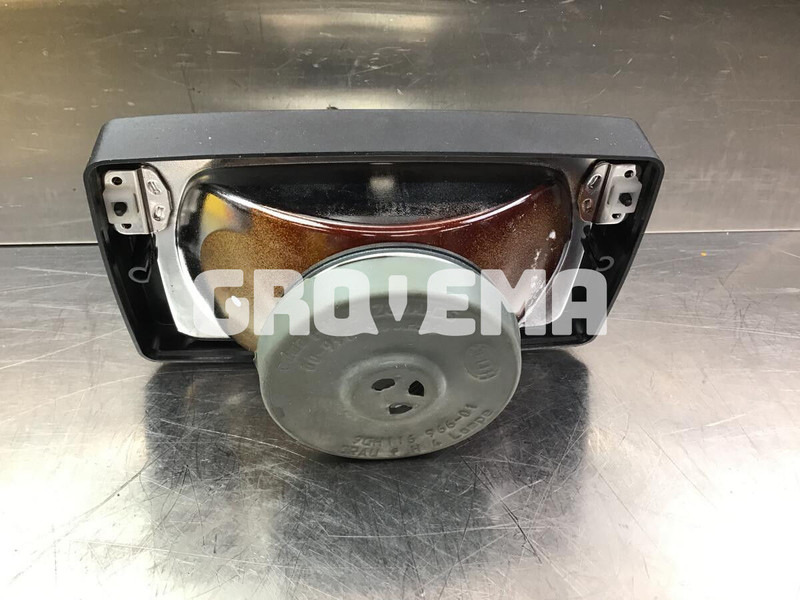 Liebherr R912 Li / R902 L - Hauptscheinwerfer: das Bild 2 Liebherr R912 Li / R902 L - Hauptscheinwerfer: das Bild 2