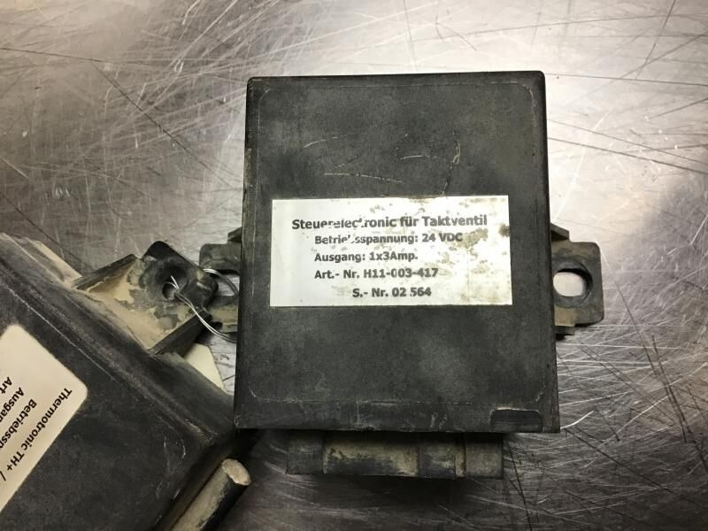 Liebherr R914B / R904 / A904 Li / A900C Li / A900B Li / A924B Li / A924 li / A914 Li / A934 Li / A934B Li / A944B Li / A914B Li / R924 B - Elektrische Ausrüstung: das Bild 3 Liebherr R914B / R904 / A904 Li / A900C Li / A900B Li / A924B Li / A924 li / A914 Li / A934 Li / A934B Li / A944B Li / A914B Li / R924 B - Elektrische Ausrüstung: das Bild 3