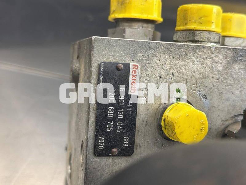 Liebherr R926 COMP / R926 K-LC / R926 LC / R926 CL / R926 NLC / R926 SLC / R926 WLC / R906 WLC - Hydraulik: das Bild 3 Liebherr R926 COMP / R926 K-LC / R926 LC / R926 CL / R926 NLC / R926 SLC / R926 WLC / R906 WLC - Hydraulik: das Bild 3