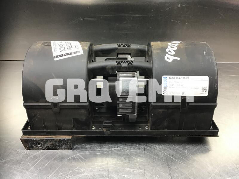 Liebherr R946 LC / R946 NLC / R956 / R976 / R926 LC / R920 / R920 LC - Innenraumgebläse: das Bild 1 Liebherr R946 LC / R946 NLC / R956 / R976 / R926 LC / R920 / R920 LC - Innenraumgebläse: das Bild 1