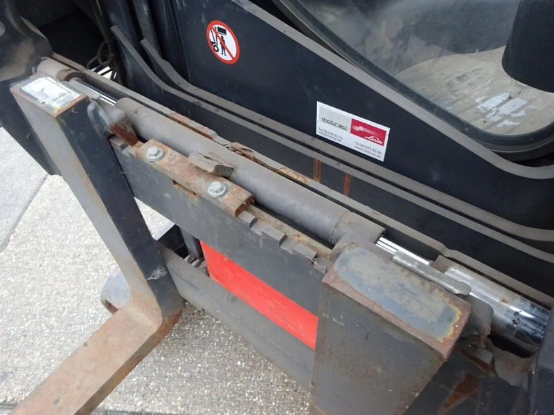 Schubmaststapler Linde R16X / 1600 kg / Reachtruck: das Bild 9