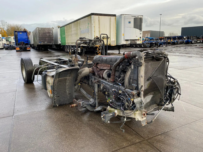 Renault Premium Chassis + Engine 430 - Motor für LKW: das Bild 2 Renault Premium Chassis + Engine 430 - Motor für LKW: das Bild 2