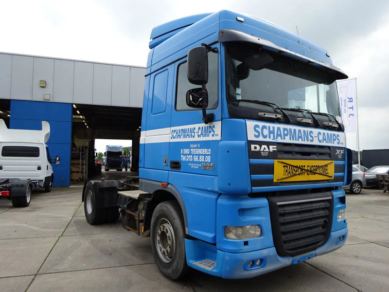 DAF XF 105.410 / Automatic / Euro 5 - Sattelzugmaschine: das Bild 3 DAF XF 105.410 / Automatic / Euro 5 - Sattelzugmaschine: das Bild 3