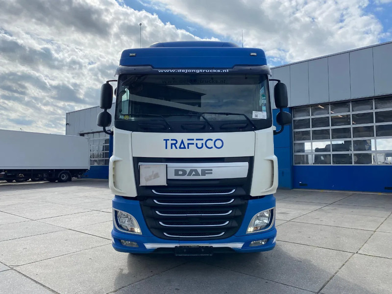 DAF XF 106.440 SC / ADR / Automatic - Sattelzugmaschine: das Bild 2 DAF XF 106.440 SC / ADR / Automatic - Sattelzugmaschine: das Bild 2