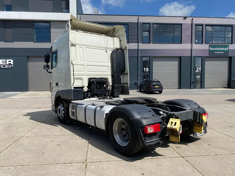 DAF XF 106.450 SC / Automatic / Euro 6 - Sattelzugmaschine: das Bild 4 DAF XF 106.450 SC / Automatic / Euro 6 - Sattelzugmaschine: das Bild 4