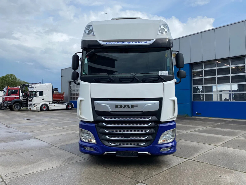 DAF XF 106.480 SSC / Euro 6D / 2x Tank / Stand Airco - Sattelzugmaschine: das Bild 2 DAF XF 106.480 SSC / Euro 6D / 2x Tank / Stand Airco - Sattelzugmaschine: das Bild 2