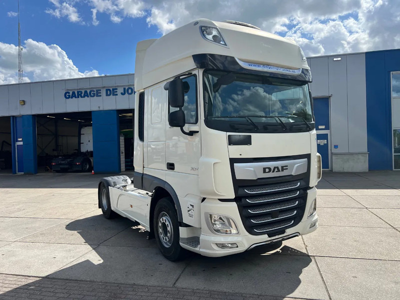 DAF XF 106.480 SSC / Intarder / Stand Airco / Full Spoilers / Euro 6D - Sattelzugmaschine: das Bild 3 DAF XF 106.480 SSC / Intarder / Stand Airco / Full Spoilers / Euro 6D - Sattelzugmaschine: das Bild 3