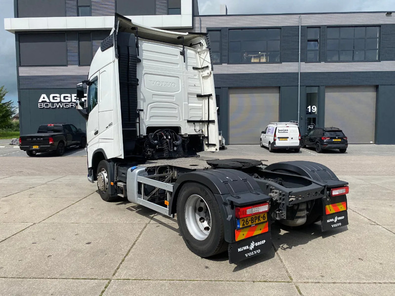 Volvo FH 13.460 Globetrotter / I-save - Sattelzugmaschine: das Bild 4 Volvo FH 13.460 Globetrotter / I-save - Sattelzugmaschine: das Bild 4