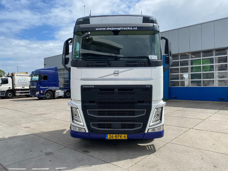 Volvo FH 13.460 Globetrotter / I-save - Sattelzugmaschine: das Bild 2 Volvo FH 13.460 Globetrotter / I-save - Sattelzugmaschine: das Bild 2