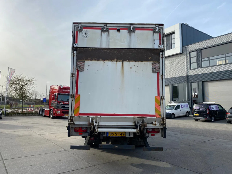 Scania P310 Frigo Closed Box / Euro 4 / Semi- Automatic - Koffer LKW: das Bild 5 Scania P310 Frigo Closed Box / Euro 4 / Semi- Automatic - Koffer LKW: das Bild 5