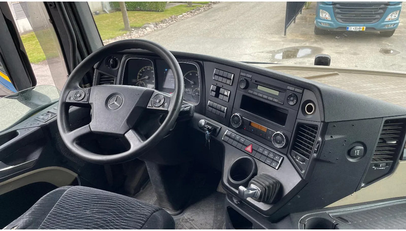 Sattelzugmaschine Mercedes-Benz Actros 1843 Koelkast (APK 09-08-2025): das Bild 9