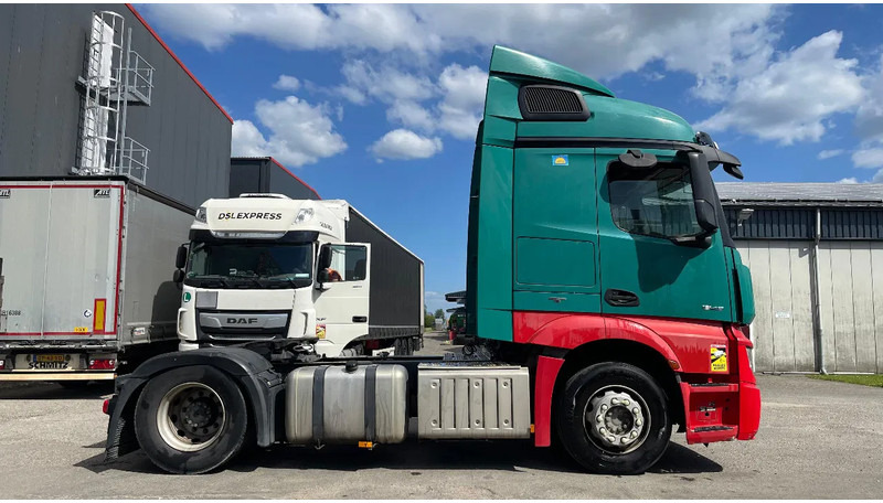 Mercedes-Benz Actros 1845 RETARDER - Sattelzugmaschine: das Bild 4 Mercedes-Benz Actros 1845 RETARDER - Sattelzugmaschine: das Bild 4