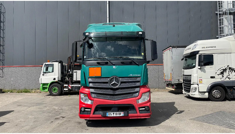 Mercedes-Benz Actros 1845 RETARDER - Sattelzugmaschine: das Bild 2 Mercedes-Benz Actros 1845 RETARDER - Sattelzugmaschine: das Bild 2