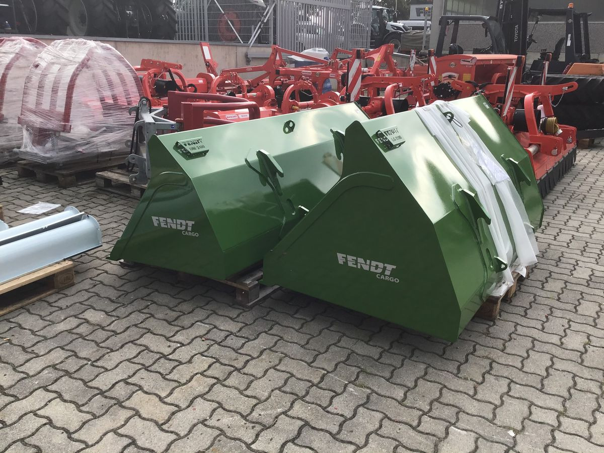Fendt Schaufel - Ladeschaufel: das Bild 1 Fendt Schaufel - Ladeschaufel: das Bild 1