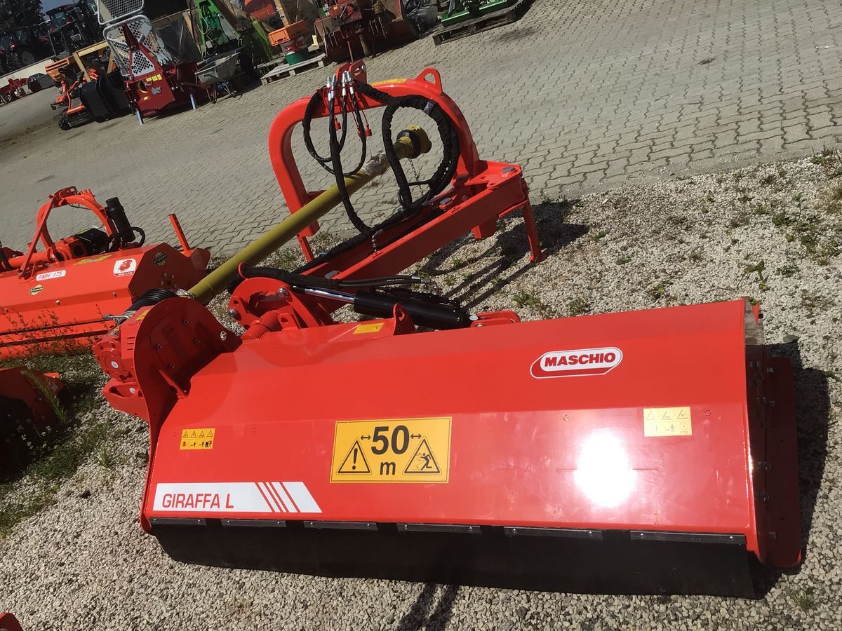 Maschio Giraffa L - Seitenmulcher: das Bild 1 Maschio Giraffa L - Seitenmulcher: das Bild 1