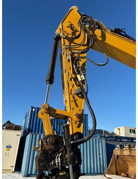 Kettenbagger Cat 325: das Bild 10