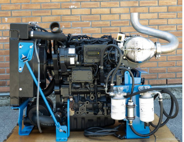 Deutz TD 2.2 L3 - Motor für Baumaschine: das Bild 1 Deutz TD 2.2 L3 - Motor für Baumaschine: das Bild 1