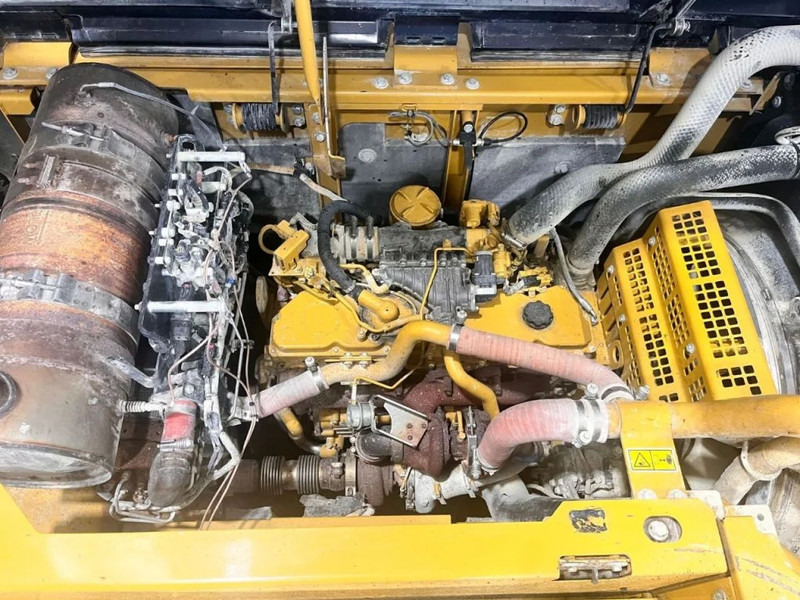 Kettenbagger Caterpillar 324EL: das Bild 10
