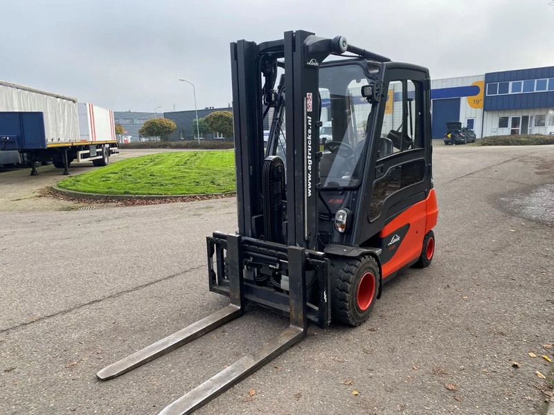 Linde E35L-01 - Elektrostapler: das Bild 4 Linde E35L-01 - Elektrostapler: das Bild 4