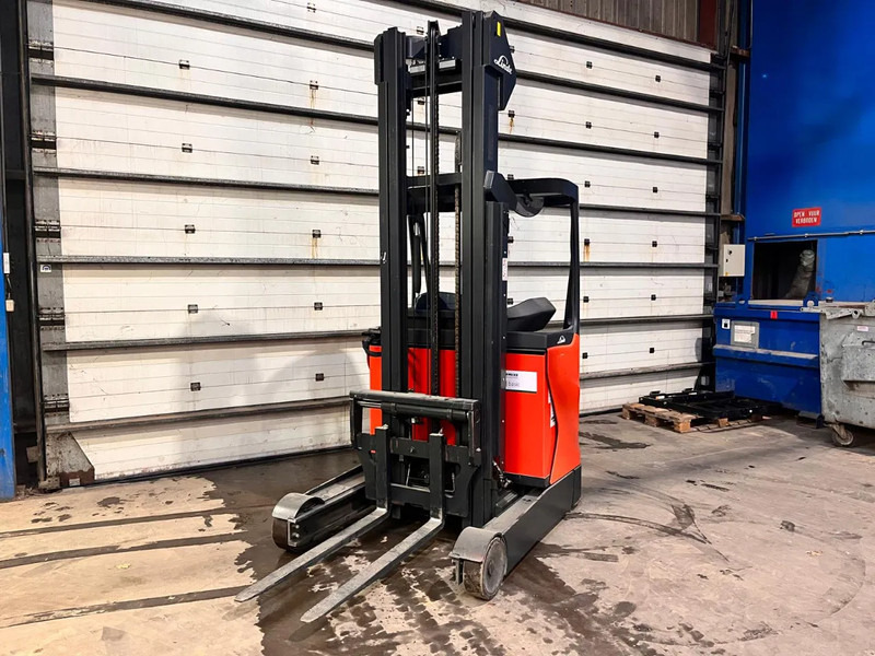 Linde R14-01 - Schubmaststapler: das Bild 1 Linde R14-01 - Schubmaststapler: das Bild 1