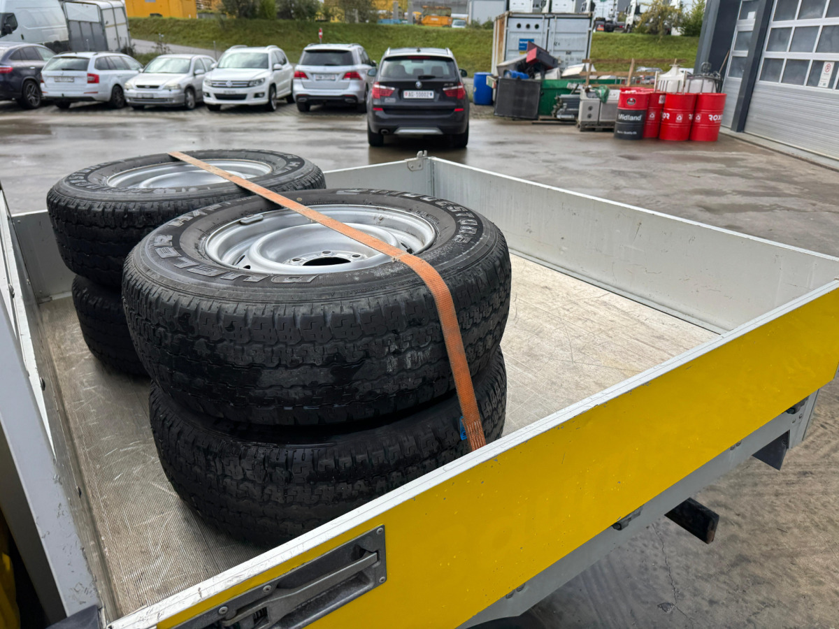 Pick-up ISUZU ATF S86 2.5Diesel 4x4: das Bild 8