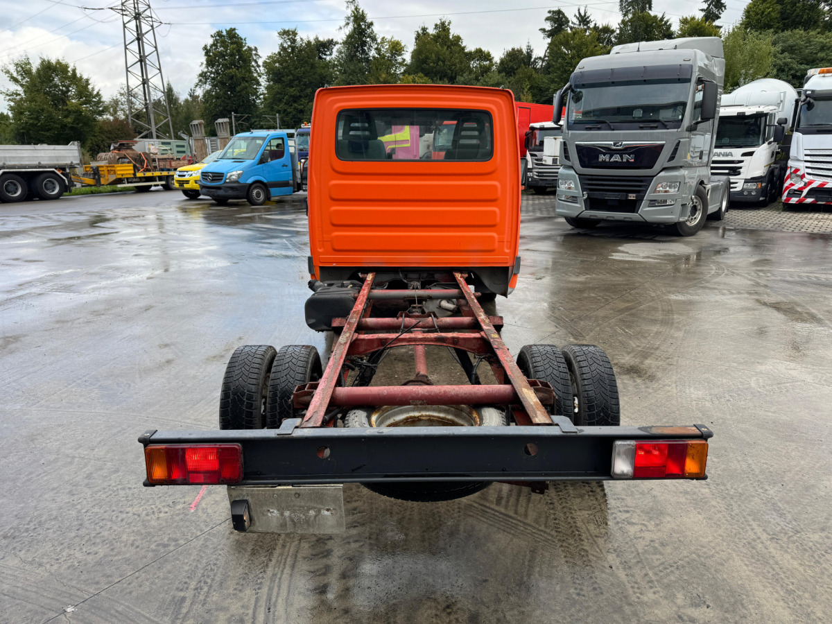 IVECO 35C12 4x2 - Fahrgestell LKW: das Bild 5 IVECO 35C12 4x2 - Fahrgestell LKW: das Bild 5