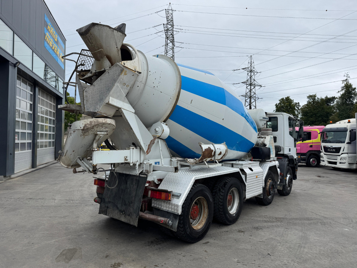 IVECO 440 Cursor 8x4 Liebherr - Fahrmischer: das Bild 5 IVECO 440 Cursor 8x4 Liebherr - Fahrmischer: das Bild 5