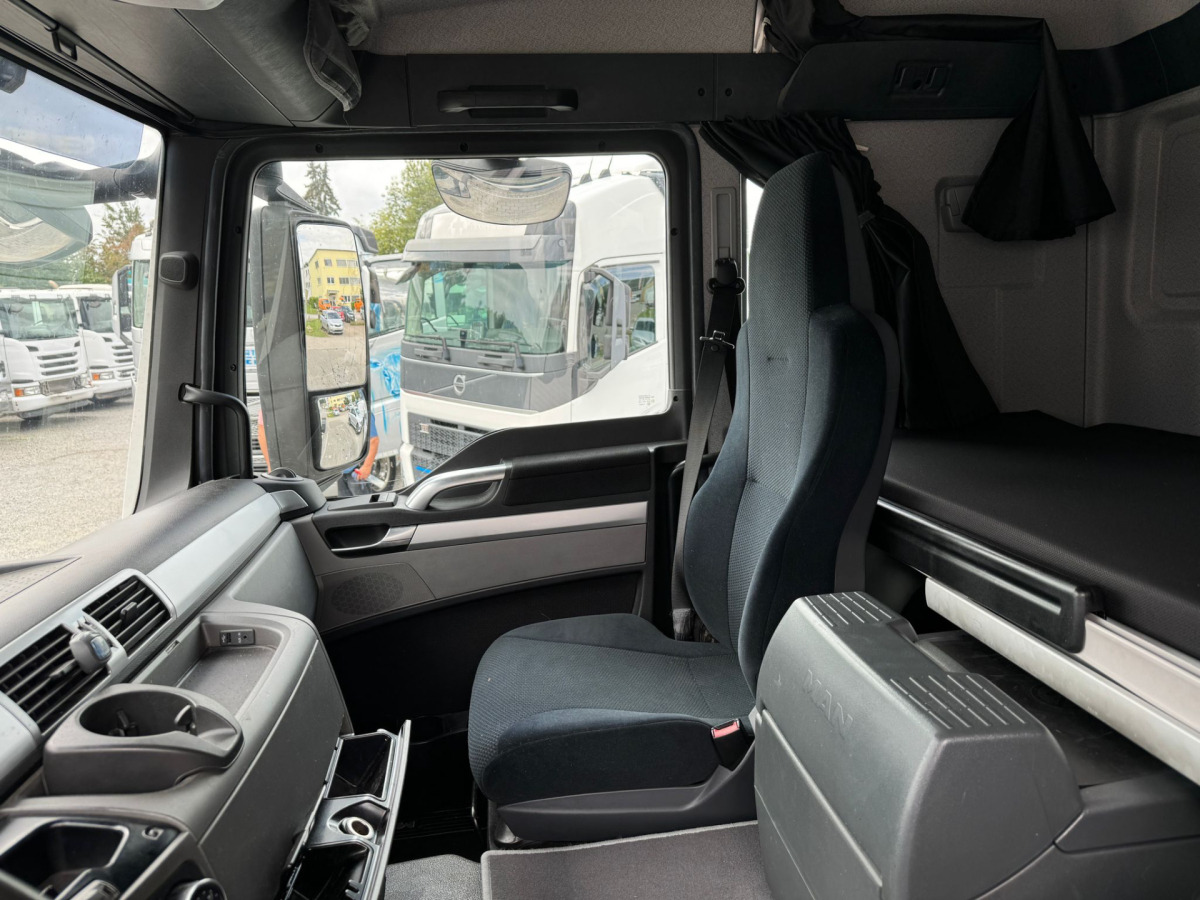 Fahrgestell LKW MAN TGS 26.440 6x2 Chassis: das Bild 10