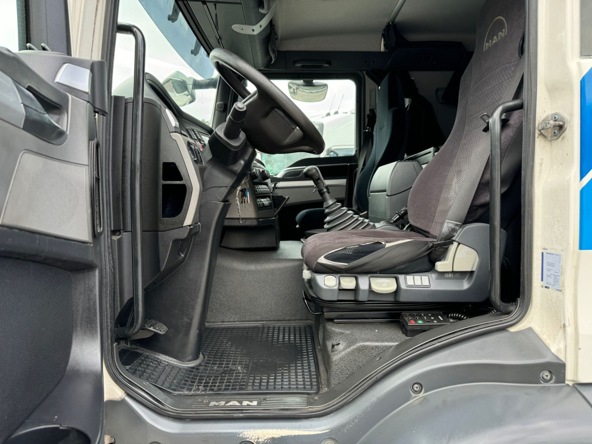 Fahrgestell LKW MAN TGS 26.440 6x2 Chassis: das Bild 12