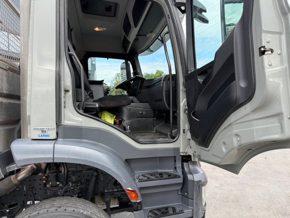 MERCEDES Arocs 1830 4x2 UT GIGANT 18T - Absetzkipper: das Bild 4 MERCEDES Arocs 1830 4x2 UT GIGANT 18T - Absetzkipper: das Bild 4