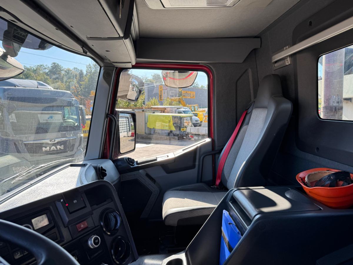 Abrollkipper RENAULT C520 10x4 Abschiebemulde (no tipper): das Bild 12 Abrollkipper RENAULT C520 10x4 Abschiebemulde (no tipper): das Bild 12