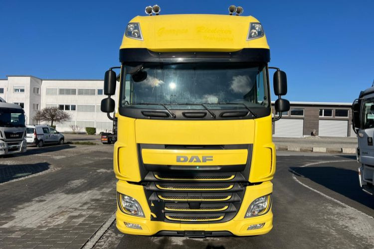 DAF XF510 4x2 - Sattelzugmaschine: das Bild 2 DAF XF510 4x2 - Sattelzugmaschine: das Bild 2