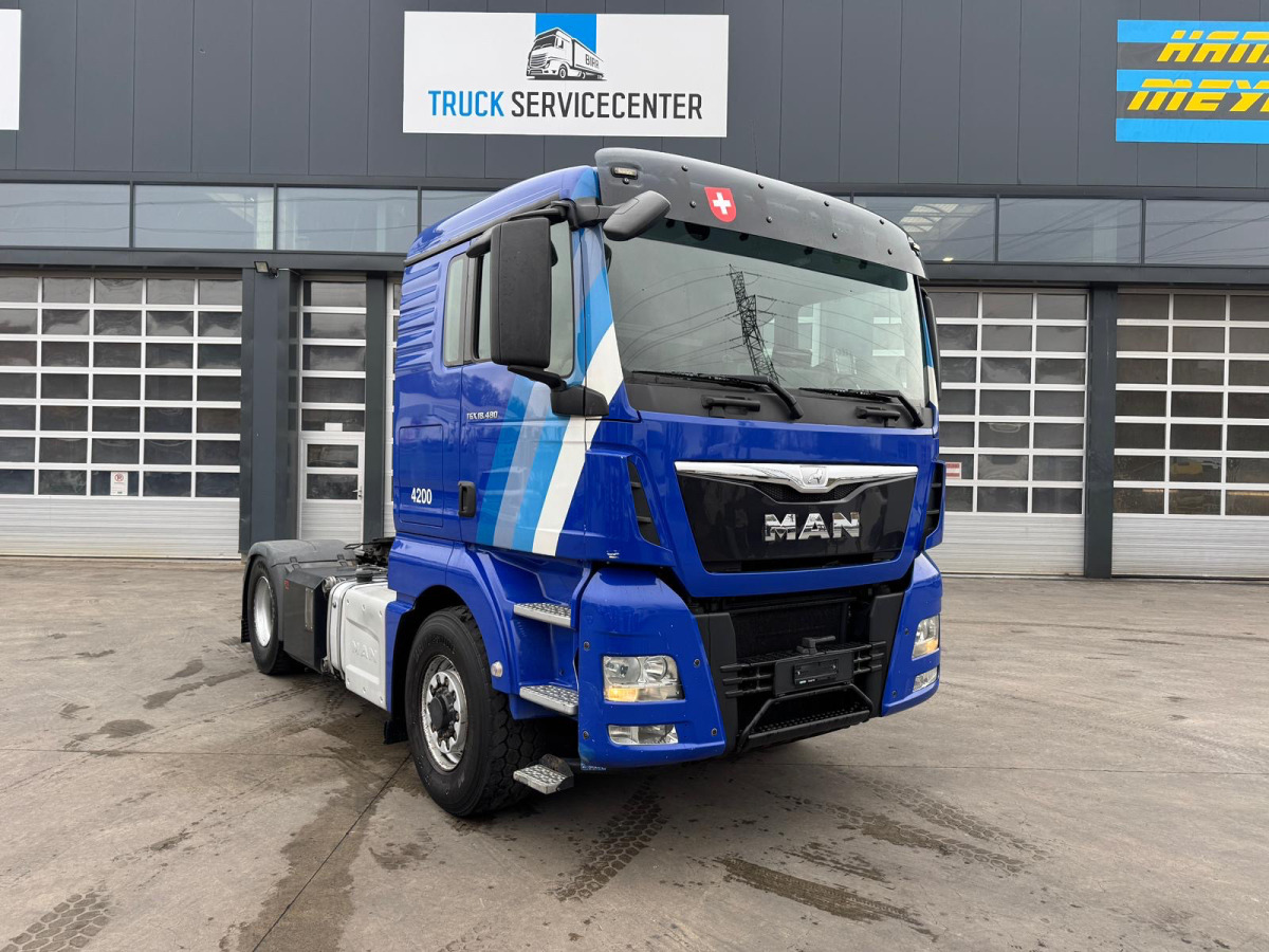 MAN TGX 18.480 4x4H Hydraulik&Kompressor - Sattelzugmaschine: das Bild 3 MAN TGX 18.480 4x4H Hydraulik&Kompressor - Sattelzugmaschine: das Bild 3
