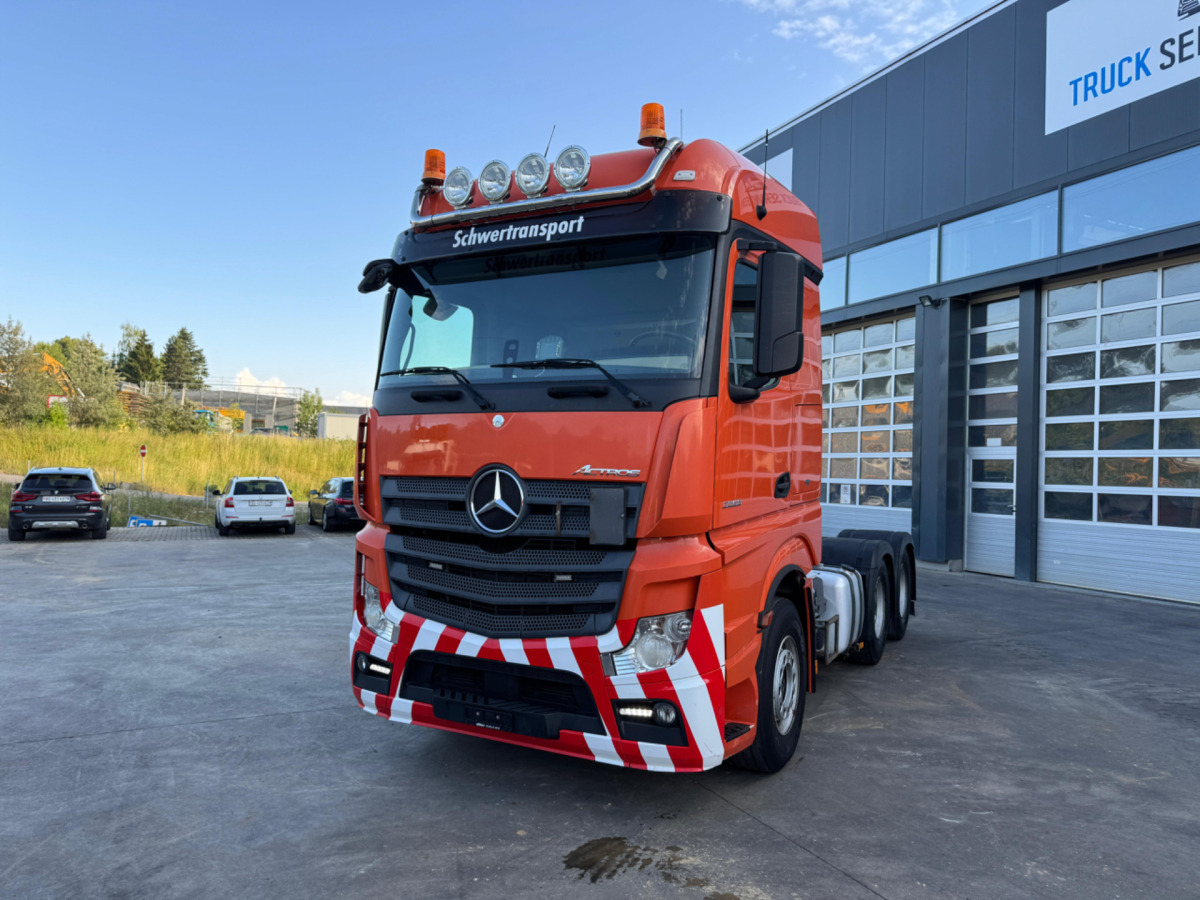 MERCEDES Actros 3358 6x4 120T - Sattelzugmaschine: das Bild 1 MERCEDES Actros 3358 6x4 120T - Sattelzugmaschine: das Bild 1