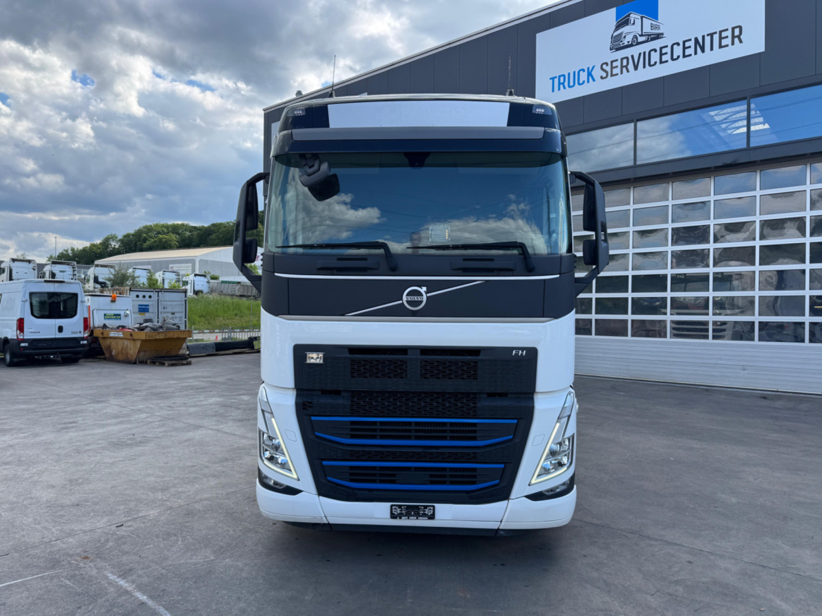 VOLVO FH-460 4x2 C5273 - Sattelzugmaschine: das Bild 2 VOLVO FH-460 4x2 C5273 - Sattelzugmaschine: das Bild 2