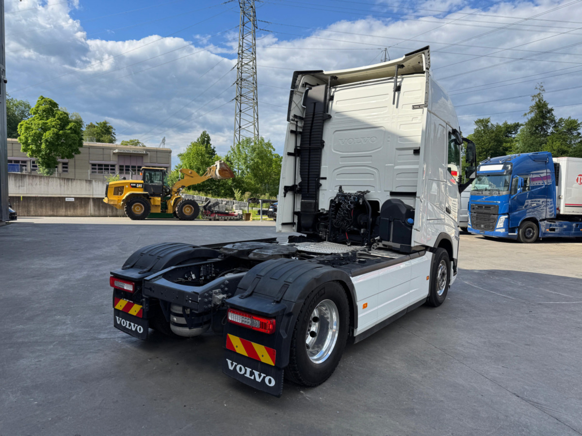 VOLVO FH-460 4x2 C5273 - Sattelzugmaschine: das Bild 4 VOLVO FH-460 4x2 C5273 - Sattelzugmaschine: das Bild 4