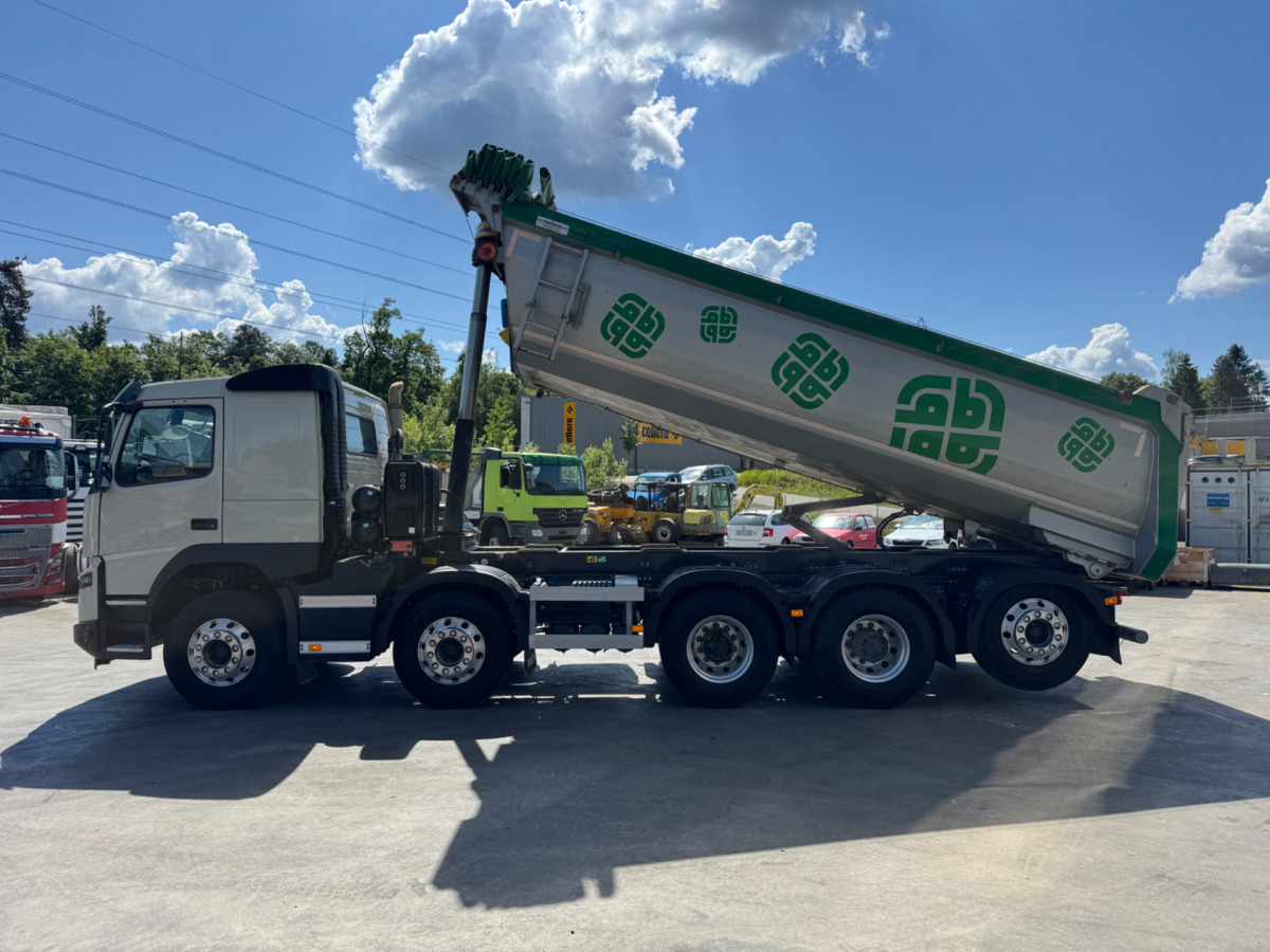 VOLVO FMX-460 10x4 Rückwärtskipper - Kipper: das Bild 2 VOLVO FMX-460 10x4 Rückwärtskipper - Kipper: das Bild 2