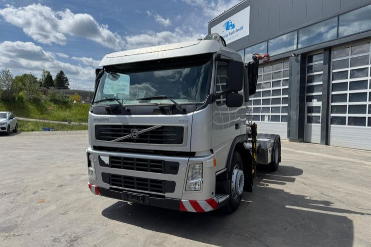 Volvo FM-400 4x2 Bonfiglioli 15000-4 - Autokran: das Bild 2 Volvo FM-400 4x2 Bonfiglioli 15000-4 - Autokran: das Bild 2