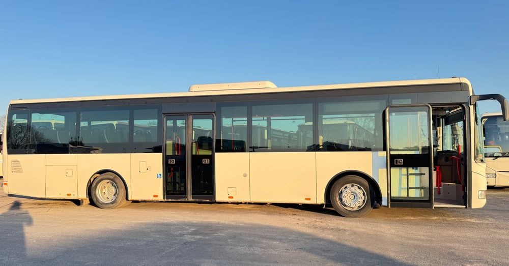 Irisbus Crossway LE / KLIMA / automat / 45 foteli / niskowejściowy / Cena: 115000zł netto - Linienbus: das Bild 5 Irisbus Crossway LE / KLIMA / automat / 45 foteli / niskowejściowy / Cena: 115000zł netto - Linienbus: das Bild 5