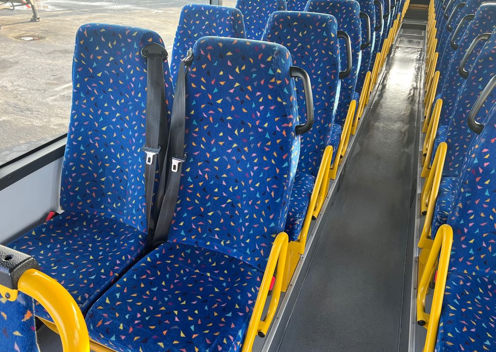 Irisbus Recreo / KLIMA/ TACHO ANALOG/ 60 miejsc /Cena:45000 netto - Überlandbus: das Bild 5 Irisbus Recreo / KLIMA/ TACHO ANALOG/ 60 miejsc /Cena:45000 netto - Überlandbus: das Bild 5