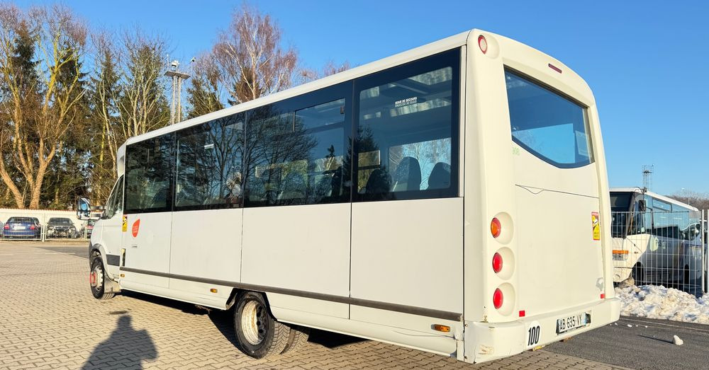 Iveco Aptineo / mała klima / 28 miejsc / winda / CENA: 67500 zł netto - Kleinbus, Personentransporter: das Bild 4 Iveco Aptineo / mała klima / 28 miejsc / winda / CENA: 67500 zł netto - Kleinbus, Personentransporter: das Bild 4