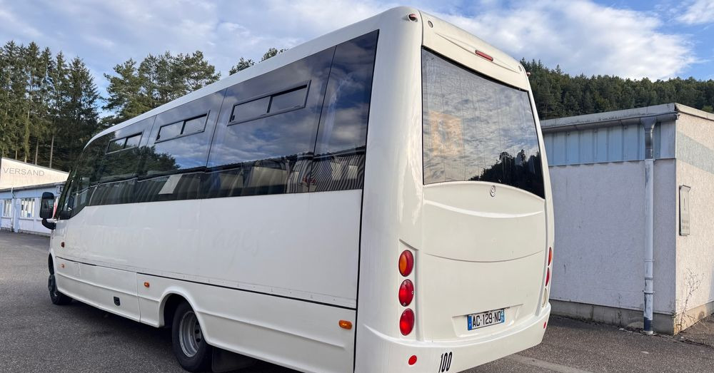 Iveco Wing /34 miejsca /mały przebieg /Cena:109000 zł netto - Kleinbus, Personentransporter: das Bild 3 Iveco Wing /34 miejsca /mały przebieg /Cena:109000 zł netto - Kleinbus, Personentransporter: das Bild 3