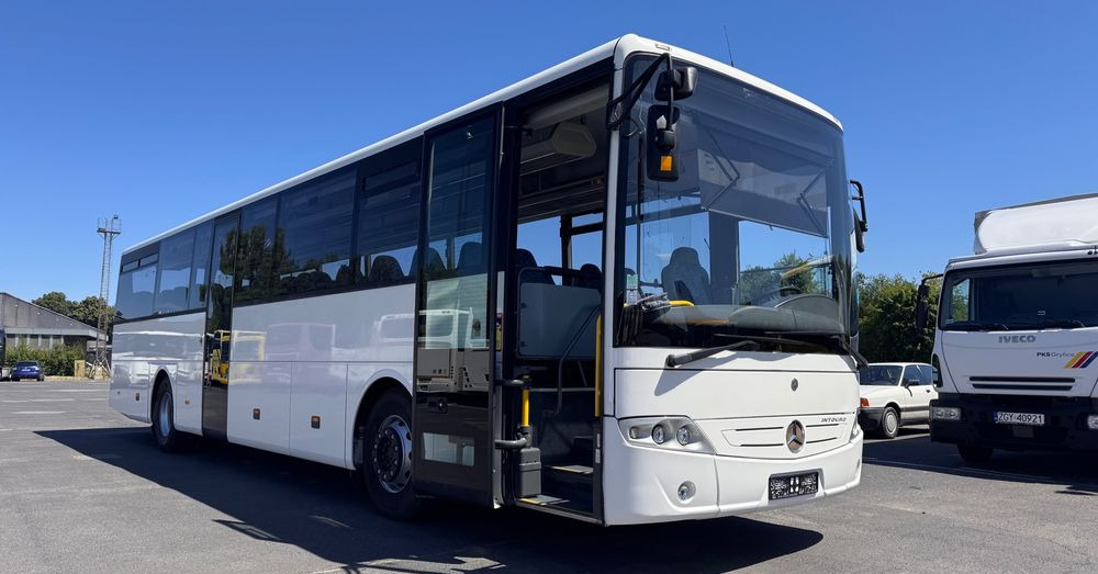 Mercedes-Benz Intouro / Euro 5 / Manual / 59 miejsc / mały przebieg / Cena: 116000 zł netto - Überlandbus: das Bild 1 Mercedes-Benz Intouro / Euro 5 / Manual / 59 miejsc / mały przebieg / Cena: 116000 zł netto - Überlandbus: das Bild 1