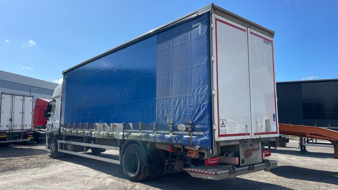 DAF CF 260 - Plane LKW: das Bild 4 DAF CF 260 - Plane LKW: das Bild 4