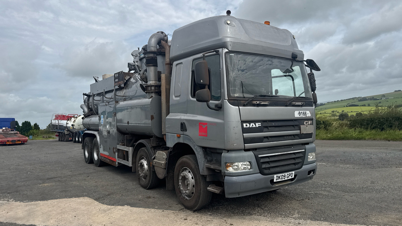 DAF CF 85.410 - Saug-/ Spülfahrzeug: das Bild 1 DAF CF 85.410 - Saug-/ Spülfahrzeug: das Bild 1
