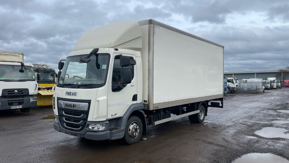DAF LF 180 - Koffer LKW: das Bild 2 DAF LF 180 - Koffer LKW: das Bild 2