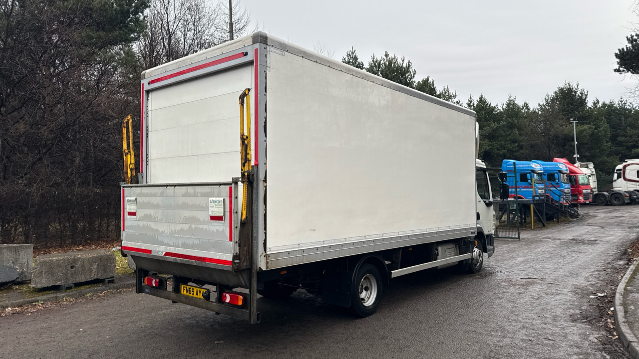 DAF LF 180 - Koffer LKW: das Bild 4 DAF LF 180 - Koffer LKW: das Bild 4