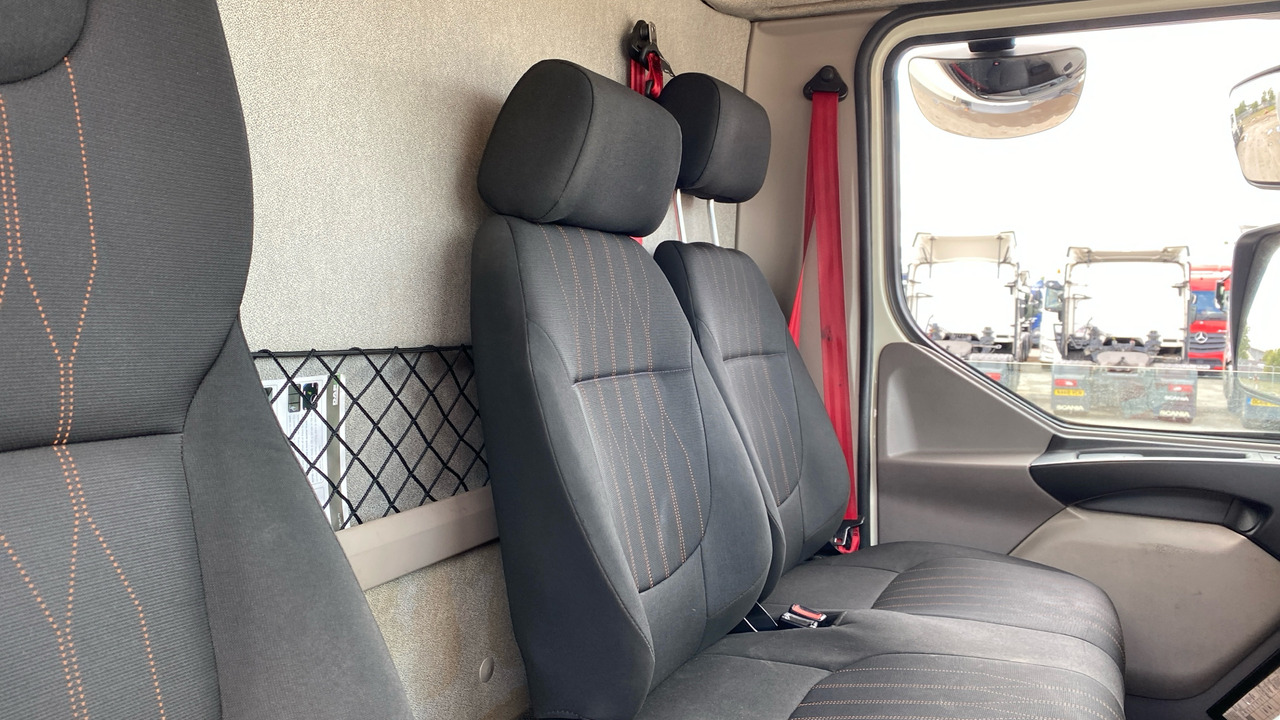 Koffer LKW DAF LF 260: das Bild 8